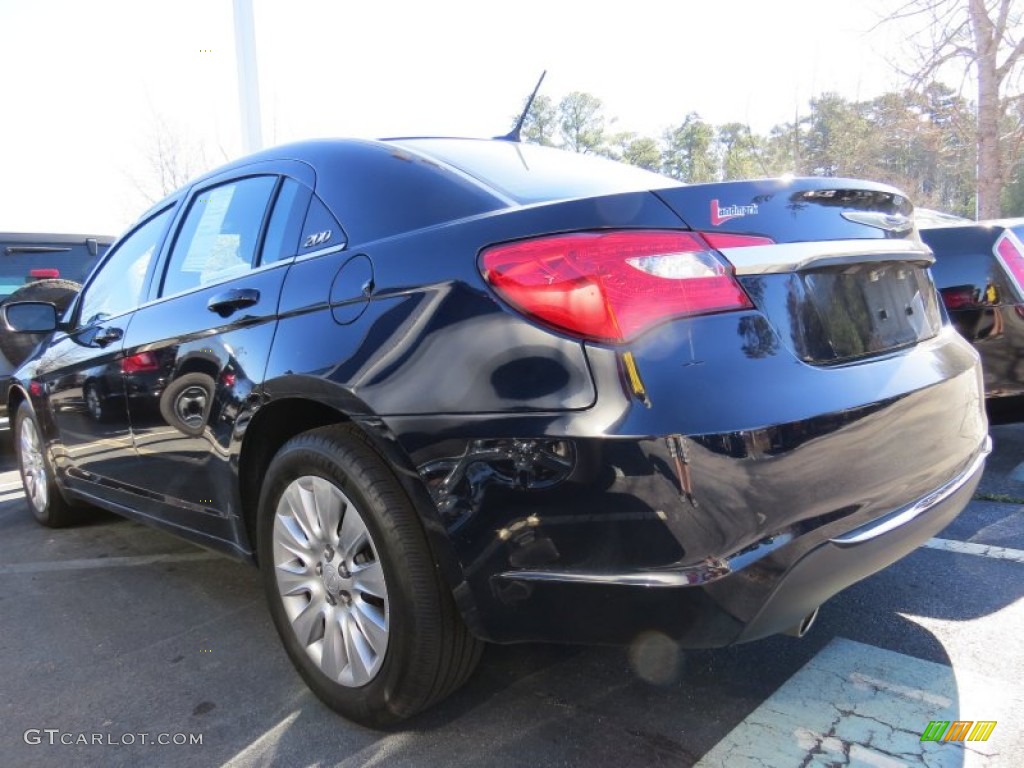 2012 200 Touring Sedan - Blackberry Pearl Coat / Black photo #2