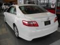 Super White - Camry SE Photo No. 4