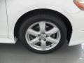 Super White - Camry SE Photo No. 19