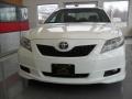Super White - Camry SE Photo No. 20