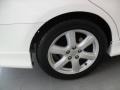 Super White - Camry SE Photo No. 21