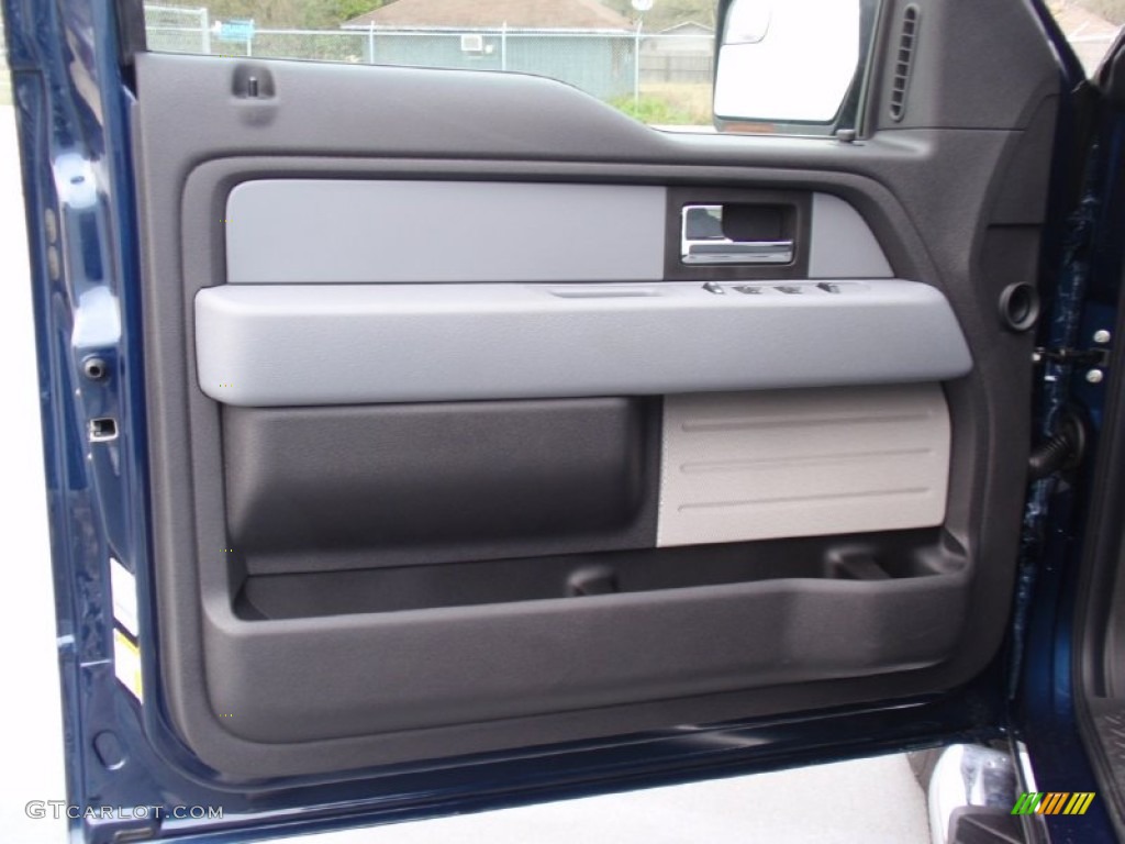 2014 F150 XLT SuperCrew 4x4 - Blue Jeans / Steel Grey photo #28