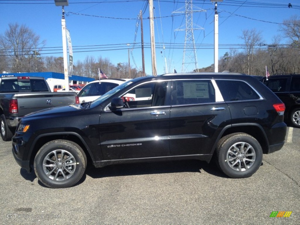 2014 Grand Cherokee Limited 4x4 - Brilliant Black Crystal Pearl / New Zealand Black/Light Frost photo #3