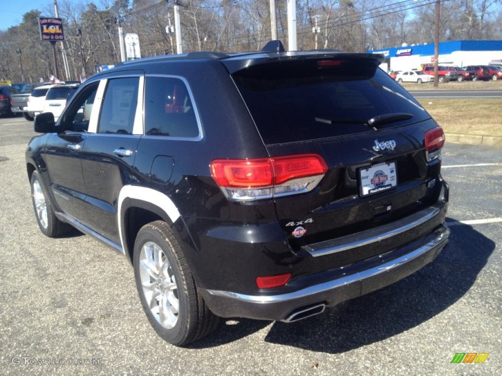 2014 Grand Cherokee Summit 4x4 - Brilliant Black Crystal Pearl / Morocco Black photo #4