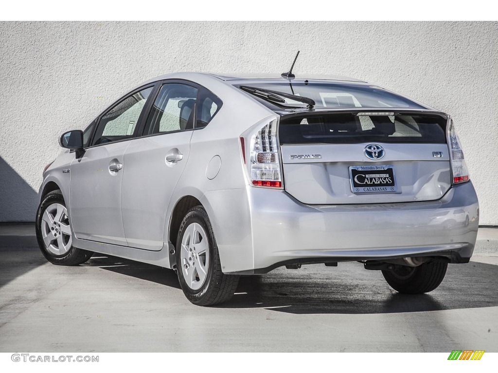 2010 Prius Hybrid II - Classic Silver Metallic / Dark Gray photo #10