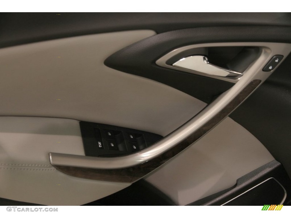 2014 Buick Verano Convenience Controls Photo #90870958