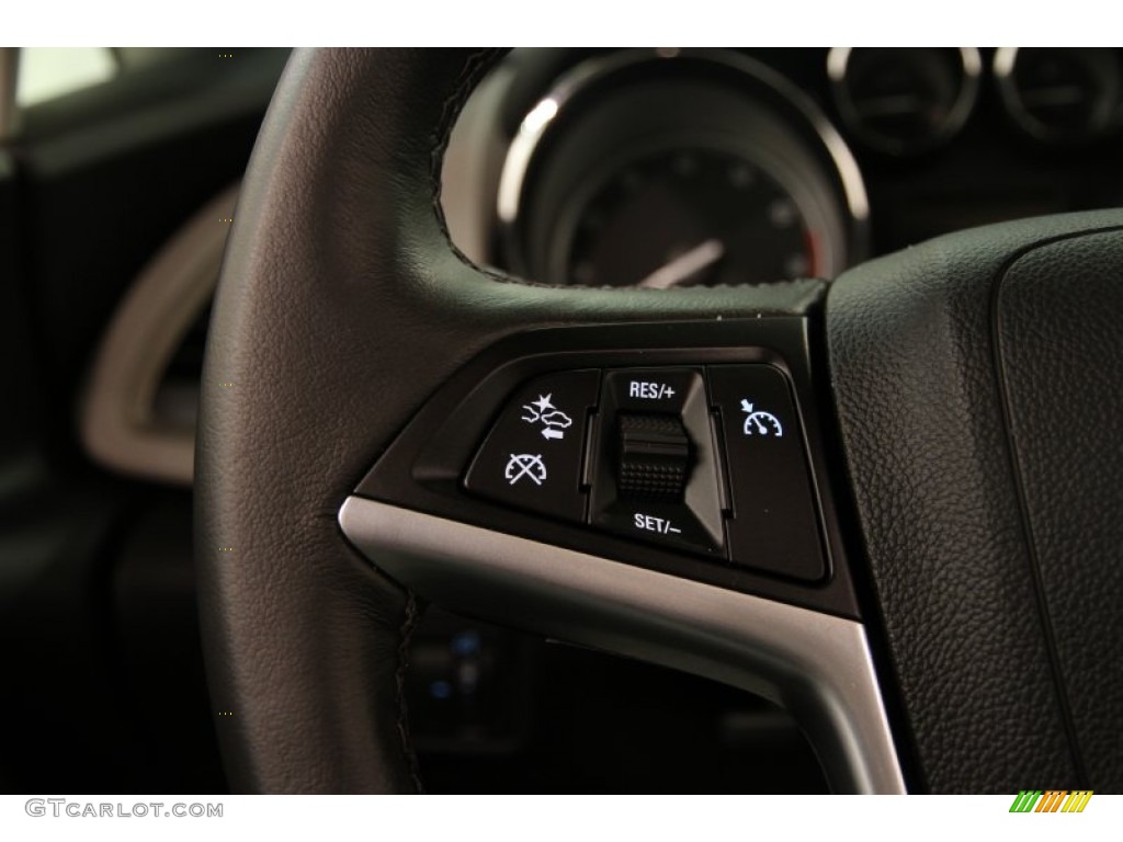 2014 Buick Verano Convenience Controls Photo #90871060