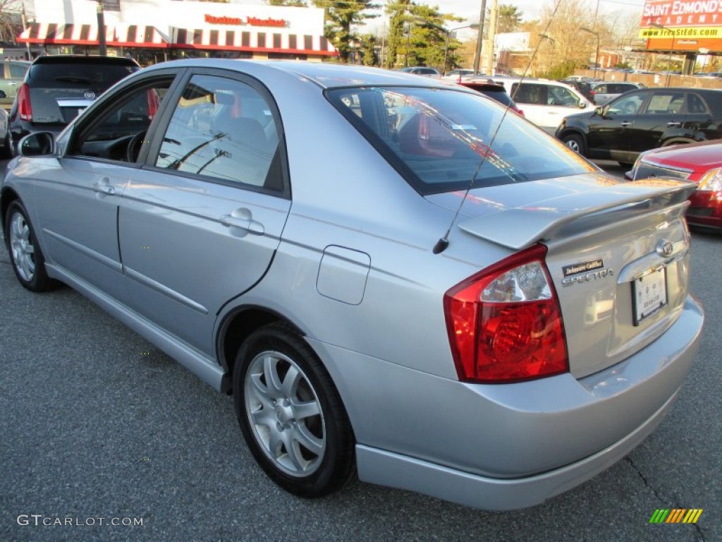 2006 Spectra SX Sedan - Clear Silver / Gray photo #4