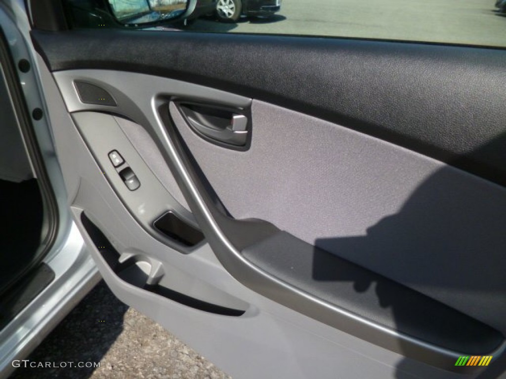 2014 Elantra SE Sedan - Silver / Gray photo #11