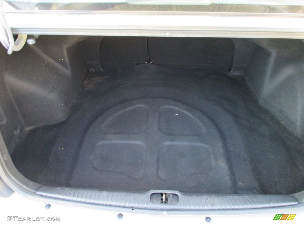 2006 Spectra SX Sedan - Clear Silver / Gray photo #21