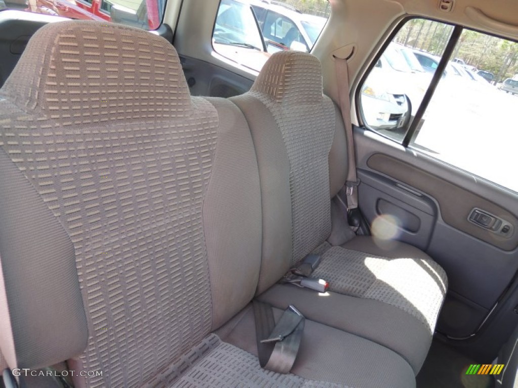 2001 Xterra SE V6 - Cloud White / Dusk Gray photo #9