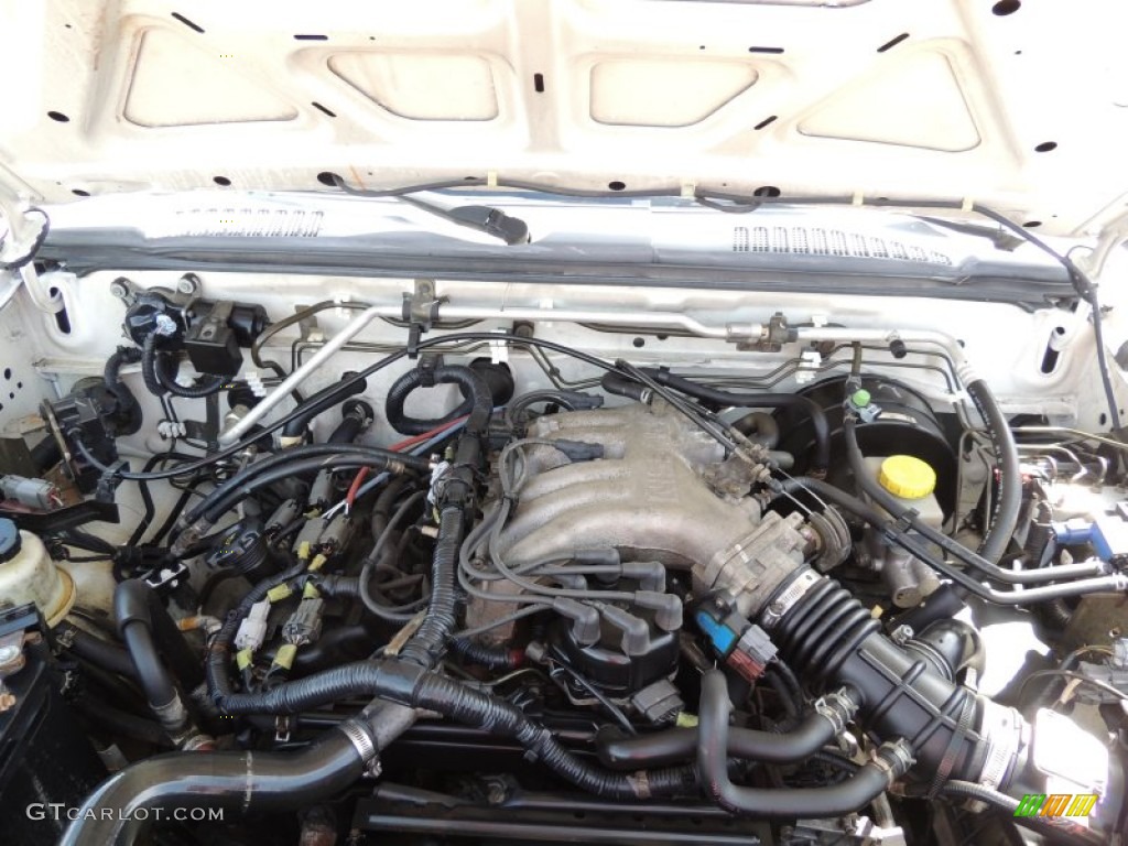 2001 Xterra SE V6 - Cloud White / Dusk Gray photo #18
