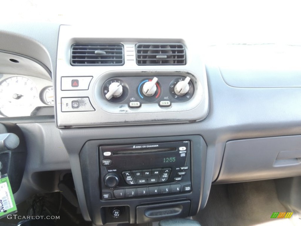 2001 Xterra SE V6 - Cloud White / Dusk Gray photo #20