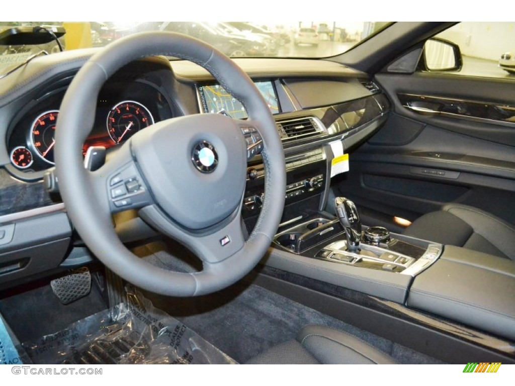 2014 BMW 7 Series 750Li Sedan Dashboard Photos