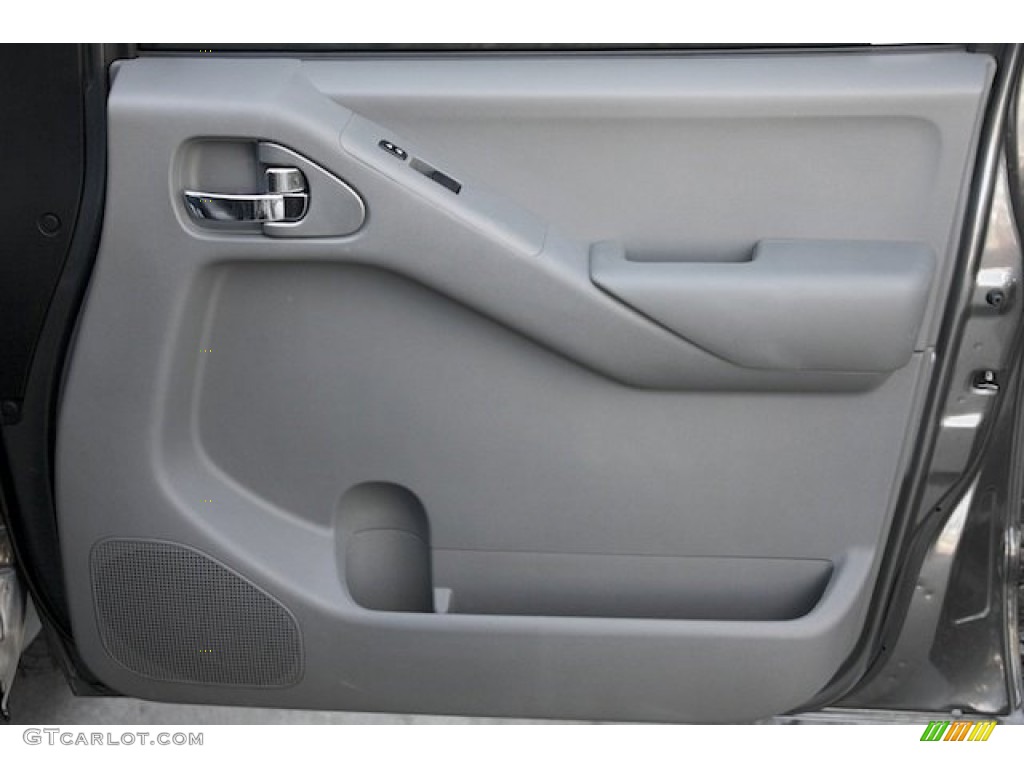 2008 Frontier SE Crew Cab - Storm Grey / Charcoal Black photo #27