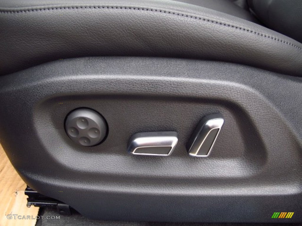 2014 Audi Q5 3.0 TDI quattro Controls Photo #90879971