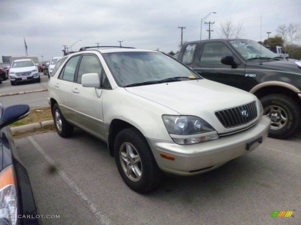 2000 RX 300 AWD - Pearl White / Ivory photo #2