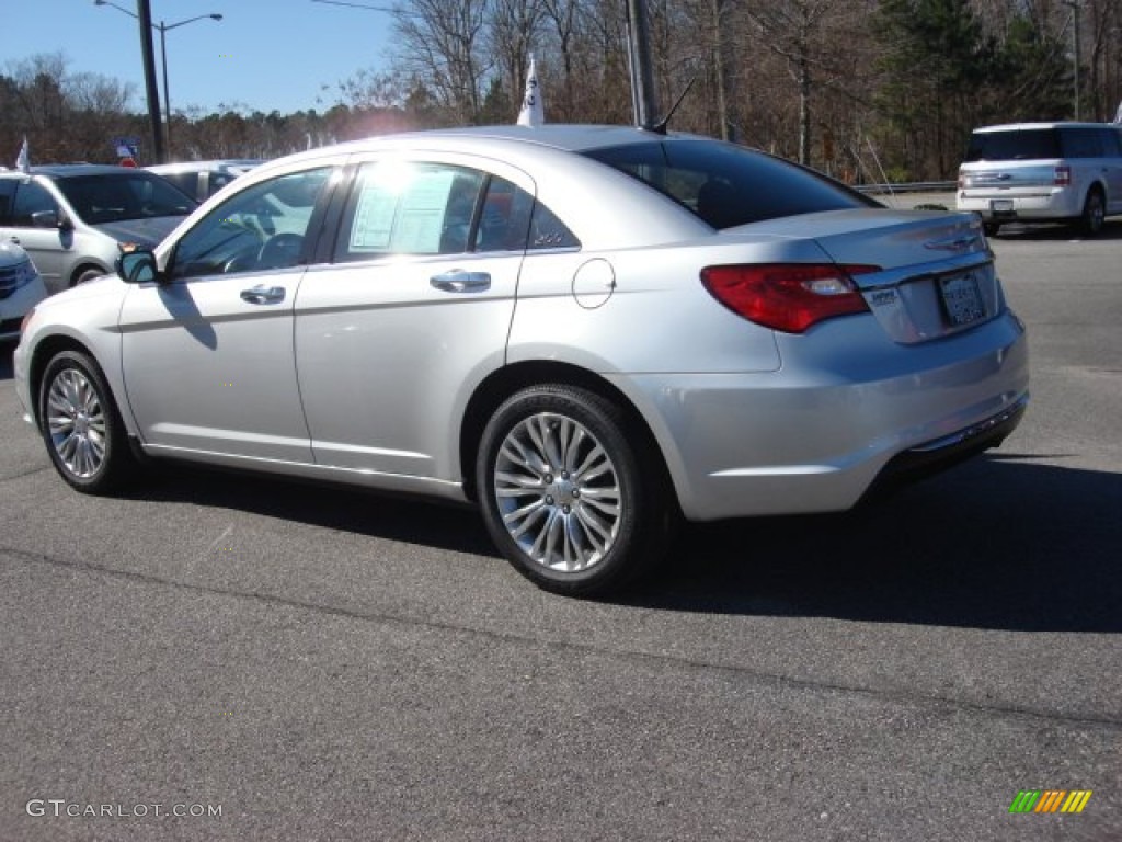 2012 200 Limited Sedan - Bright Silver Metallic / Black photo #4