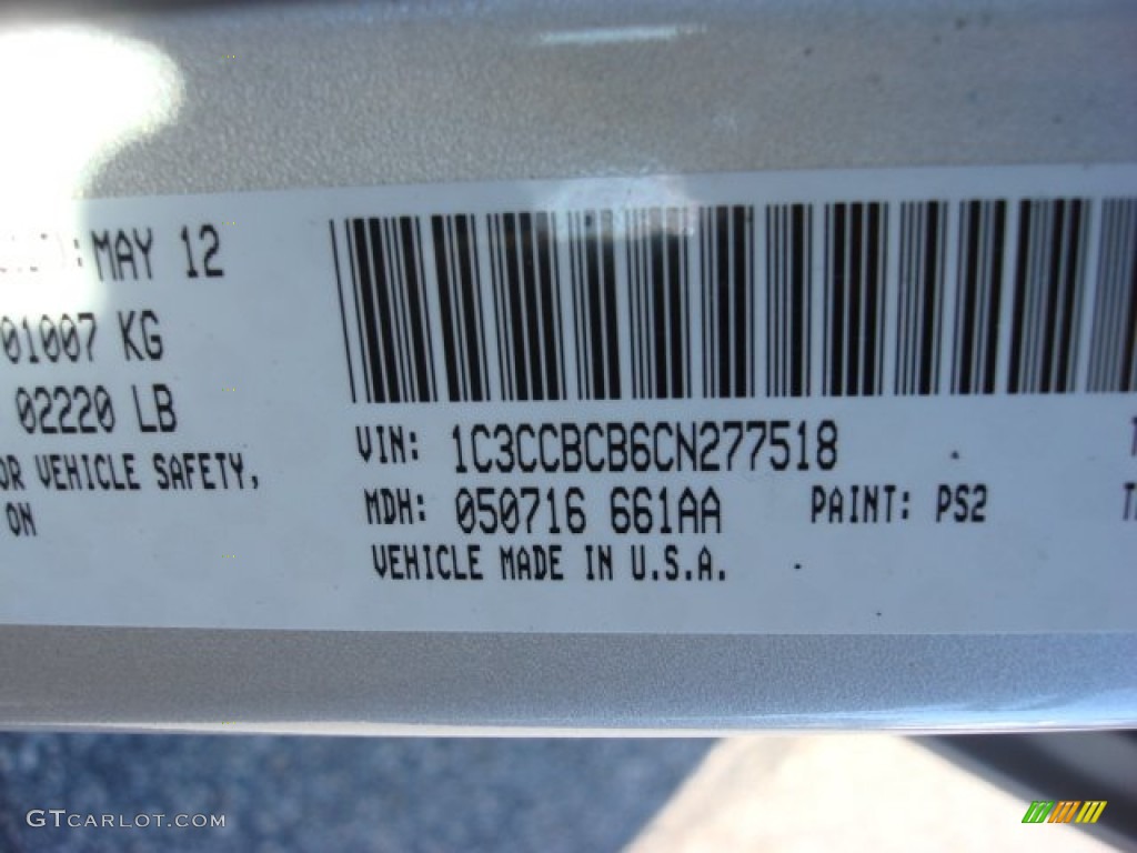 2012 200 Limited Sedan - Bright Silver Metallic / Black photo #29