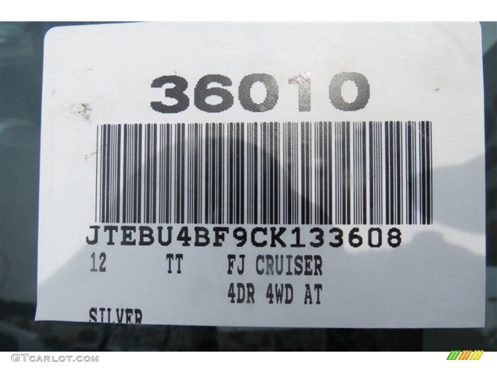2012 FJ Cruiser 4WD - Silver Fresco Metallic / Dark Charcoal photo #19