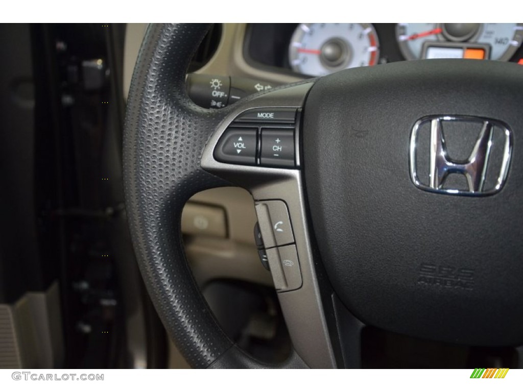 2014 Pilot LX - Modern Steel Metallic / Gray photo #20