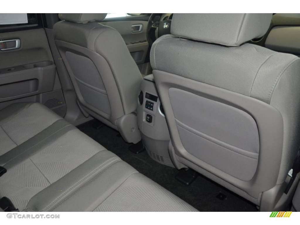 2014 Pilot LX - Modern Steel Metallic / Gray photo #26