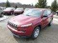 Deep Cherry Red Crystal Pearl - Cherokee Sport 4x4 Photo No. 2