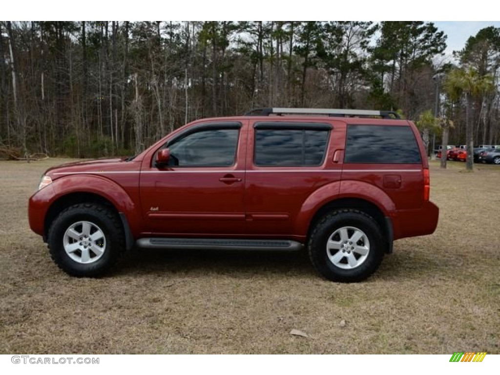 2008 Pathfinder SE 4x4 - Red Brawn / Graphite photo #9