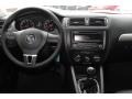 Black Uni - Jetta SE Sedan Photo No. 27