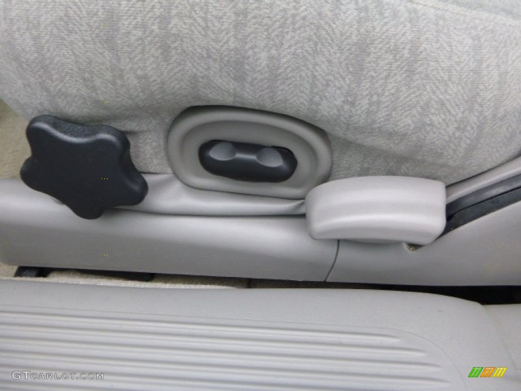 2005 LeSabre Custom - Glacier Blue Metallic / Gray photo #12