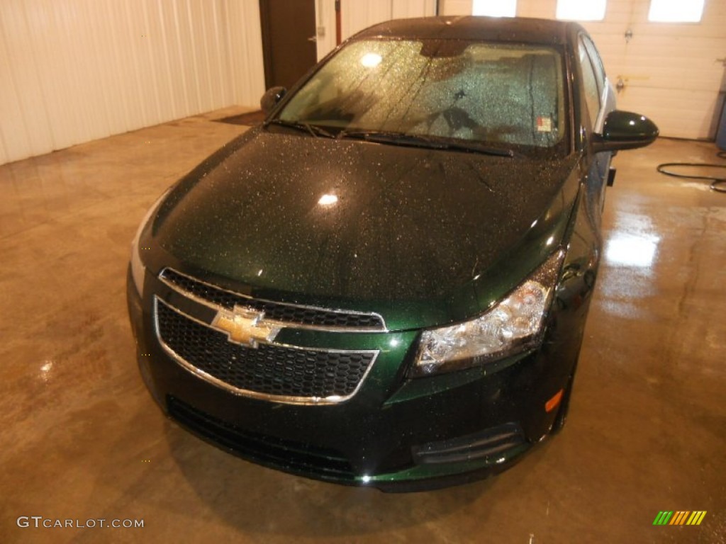 2014 Cruze LT - Rainforest Green Metallic / Medium Titanium photo #2