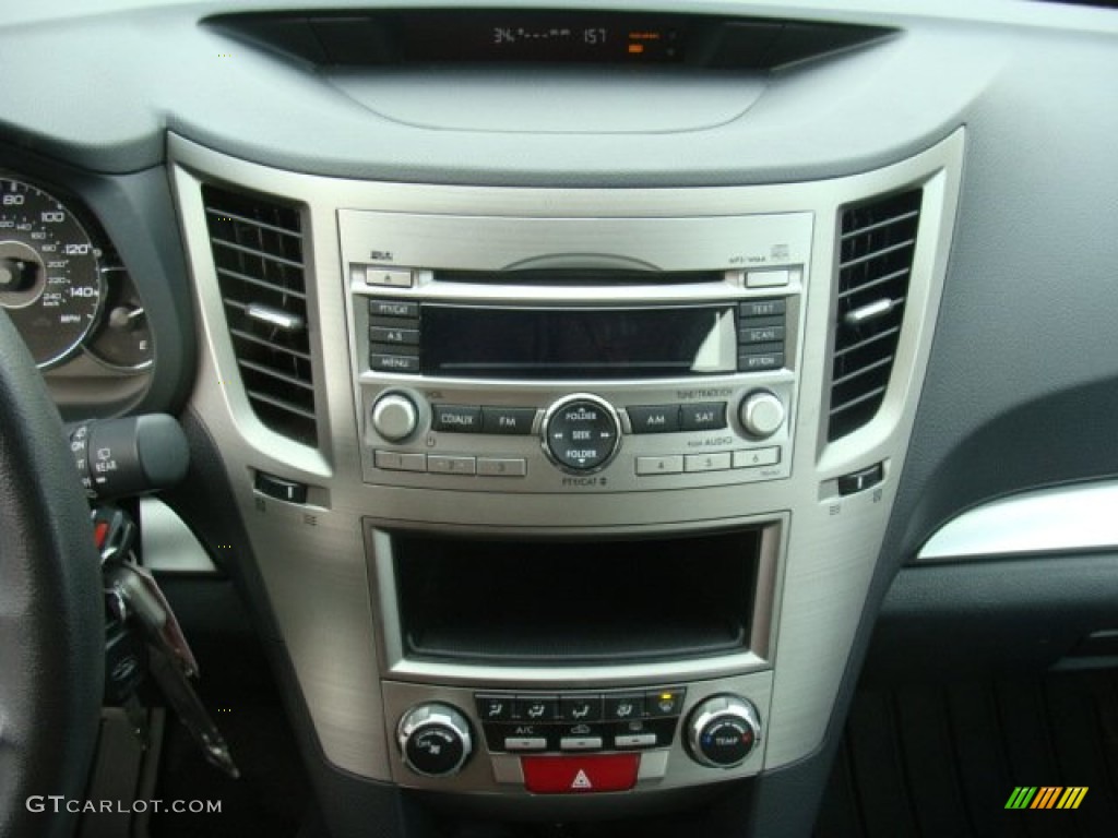 2011 Outback 2.5i Wagon - Graphite Gray Metallic / Off Black photo #17