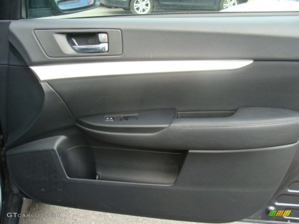 2011 Outback 2.5i Wagon - Graphite Gray Metallic / Off Black photo #23