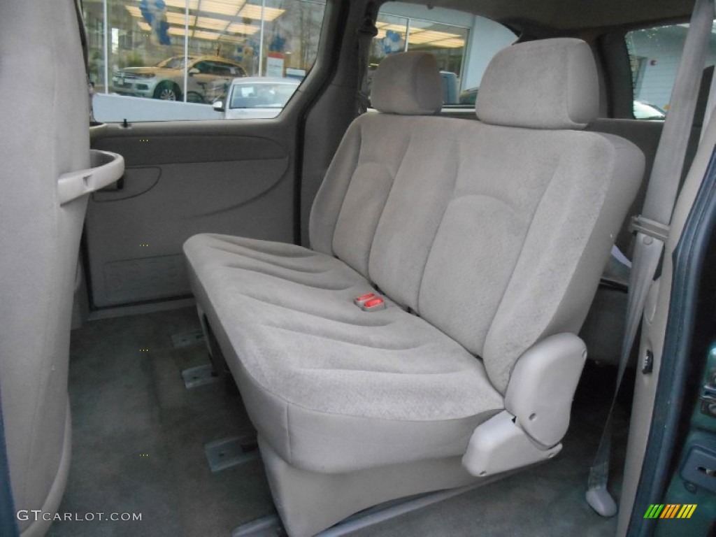 2002 Chrysler Town & Country LX Rear Seat Photos