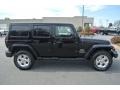 Black - Wrangler Unlimited Sahara 4x4 Photo No. 6