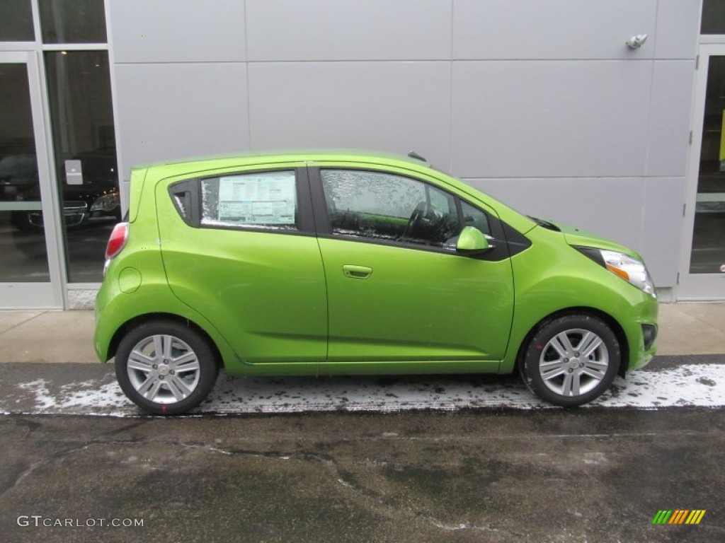 2014 Spark LS - Jalapeno / Silver/Green photo #2