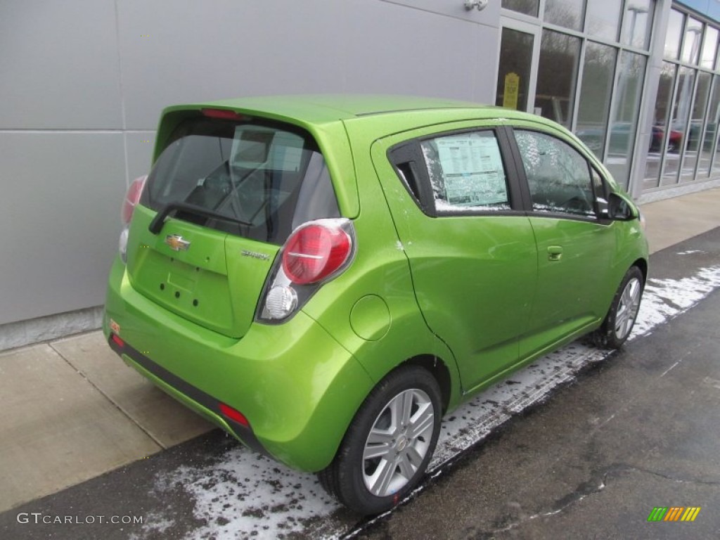 2014 Spark LS - Jalapeno / Silver/Green photo #4