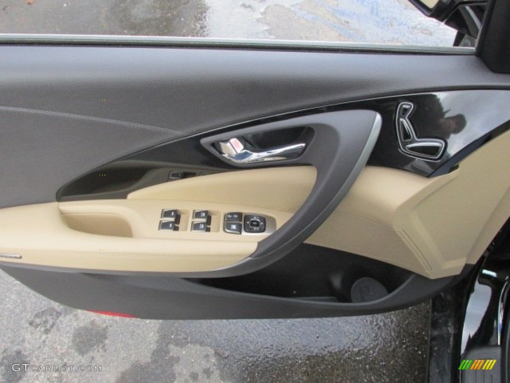 2014 Hyundai Azera Sedan Camel Door Panel Photo #90916444