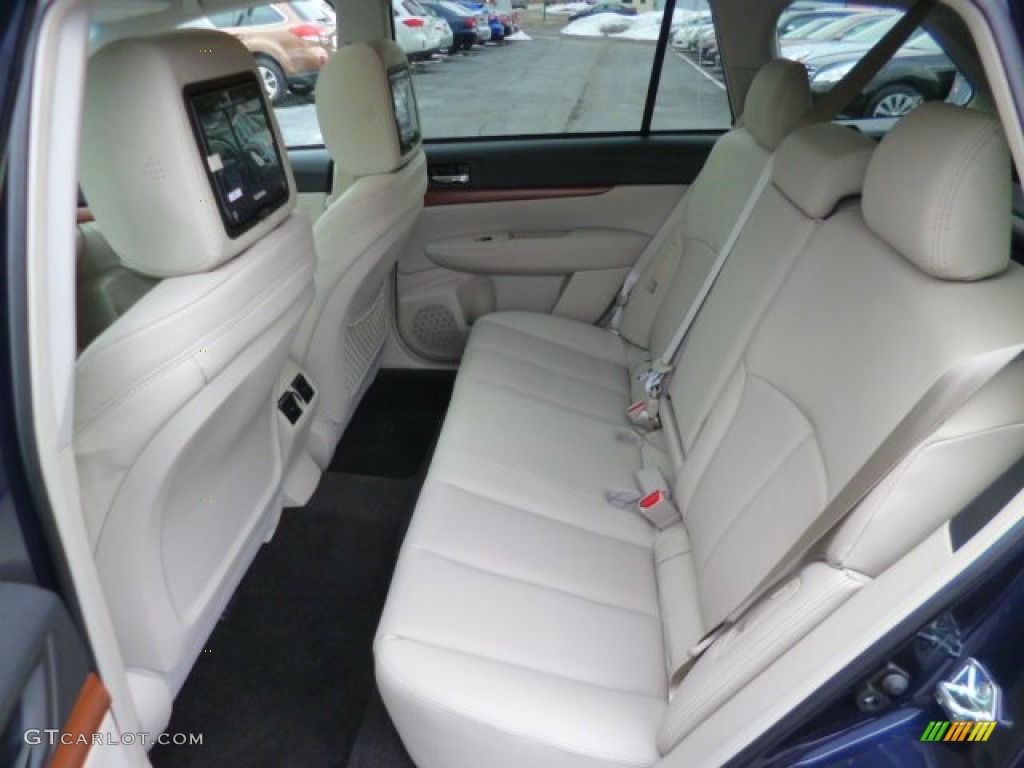 2014 Subaru Outback 3.6R Limited Rear Seat Photo #90917293