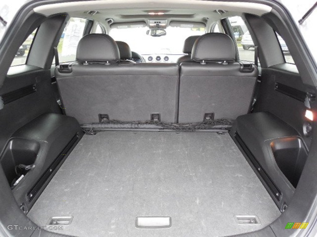 2014 Chevrolet Captiva Sport LT Trunk Photos