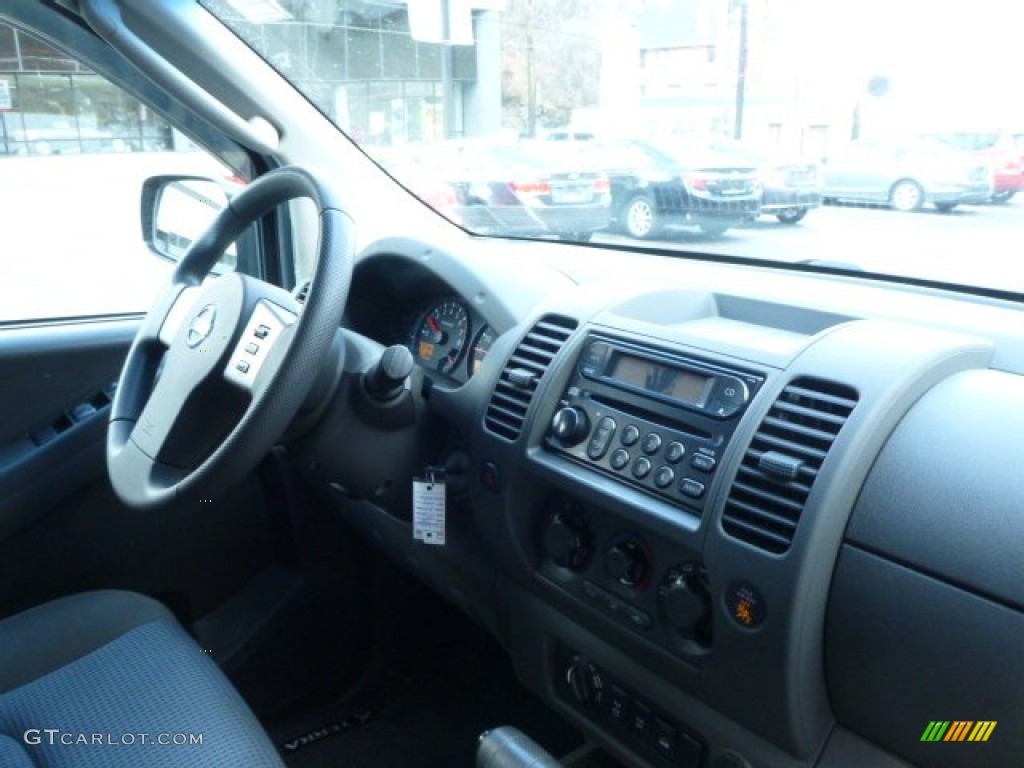 2005 Xterra Off Road 4x4 - Night Armor Pearl / Blue/Graphite photo #7