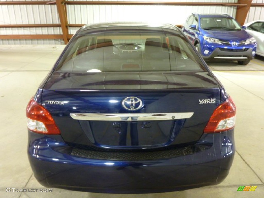 2007 Yaris Sedan - Nautical Blue Metallic / Dark Charcoal photo #15