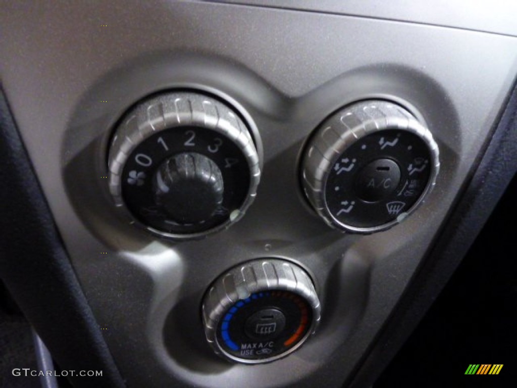 2007 Yaris Sedan - Nautical Blue Metallic / Dark Charcoal photo #23