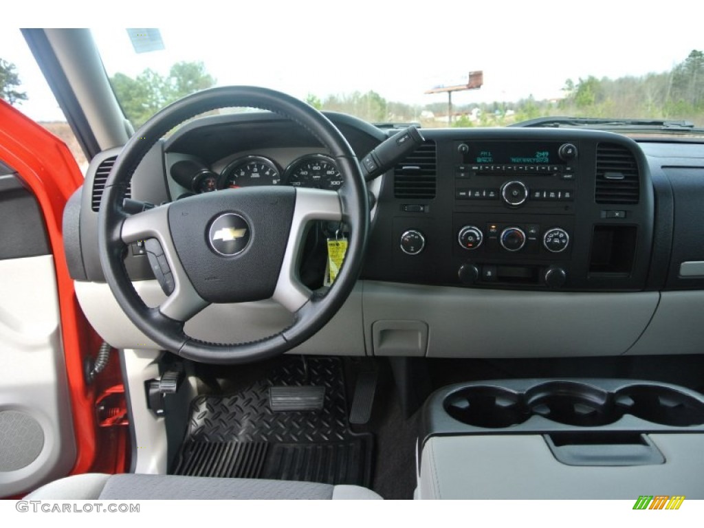 2009 Silverado 1500 LT Crew Cab 4x4 - Victory Red / Light Titanium photo #16