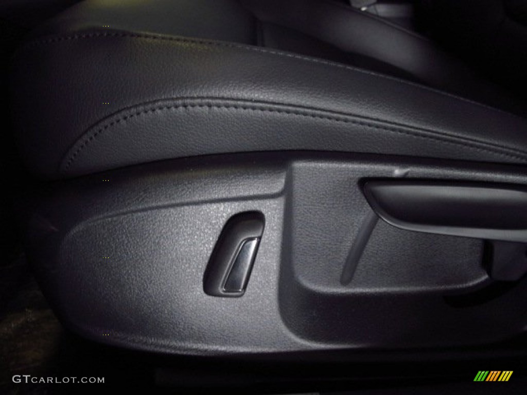 2014 Jetta SE Sedan - Platinum Gray Metallic / Titan Black photo #17