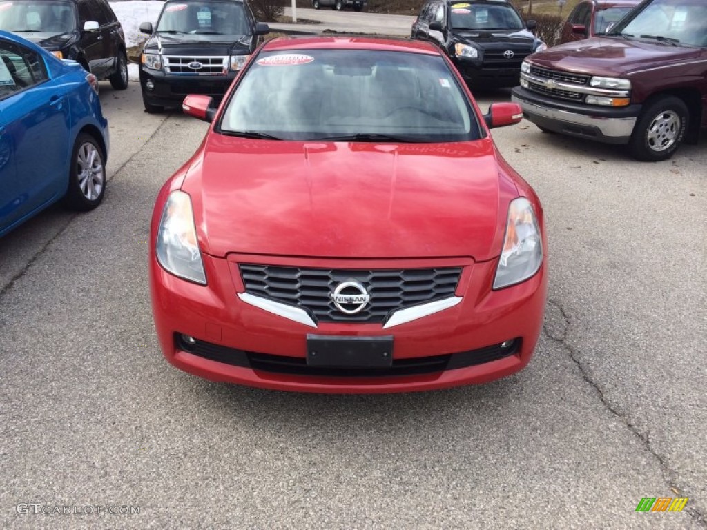 2008 Altima 3.5 SE Coupe - Code Red Metallic / Blond photo #4