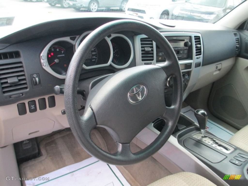 2004 4Runner SR5 4x4 - Natural White / Stone photo #12