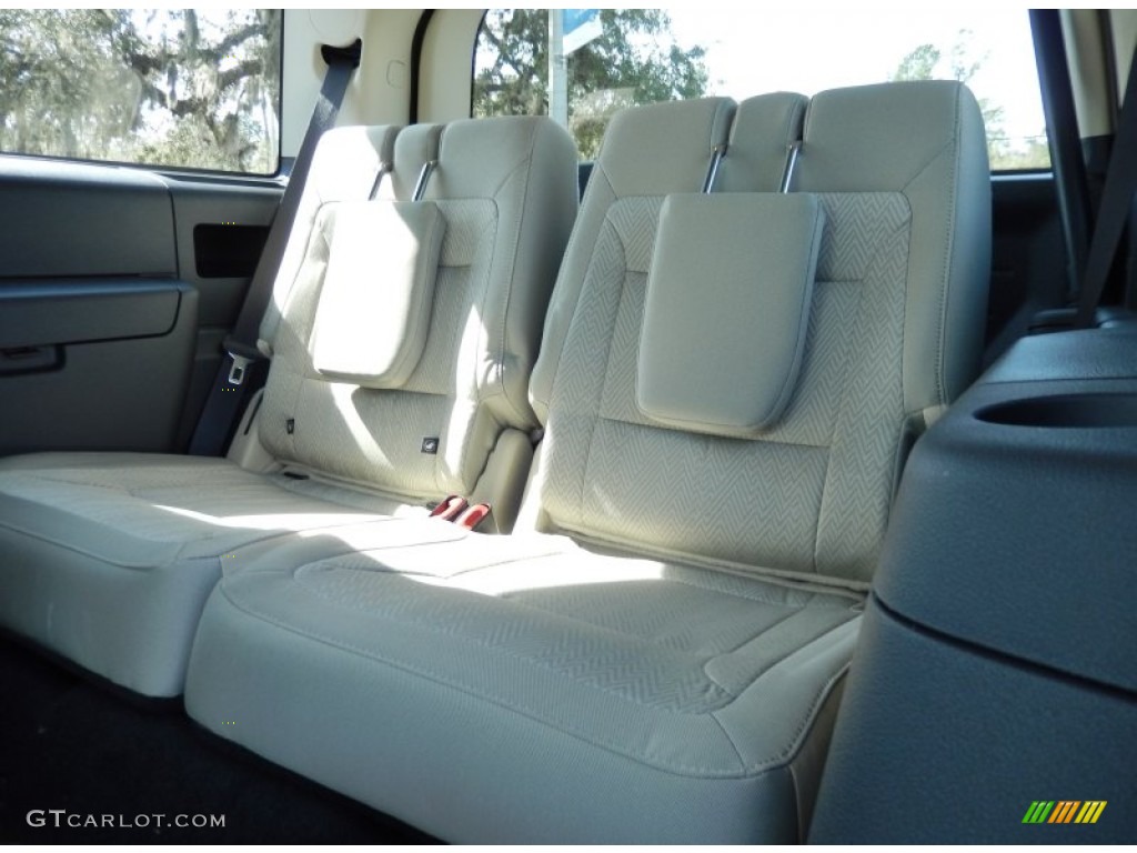 2014 Ford Flex SEL Rear Seat Photos