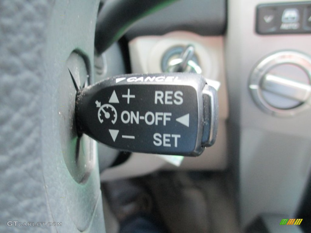 2004 4Runner SR5 4x4 - Natural White / Stone photo #18