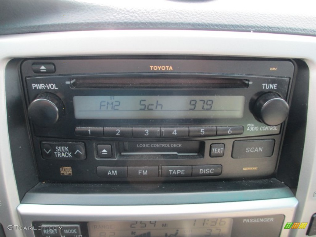2004 4Runner SR5 4x4 - Natural White / Stone photo #21